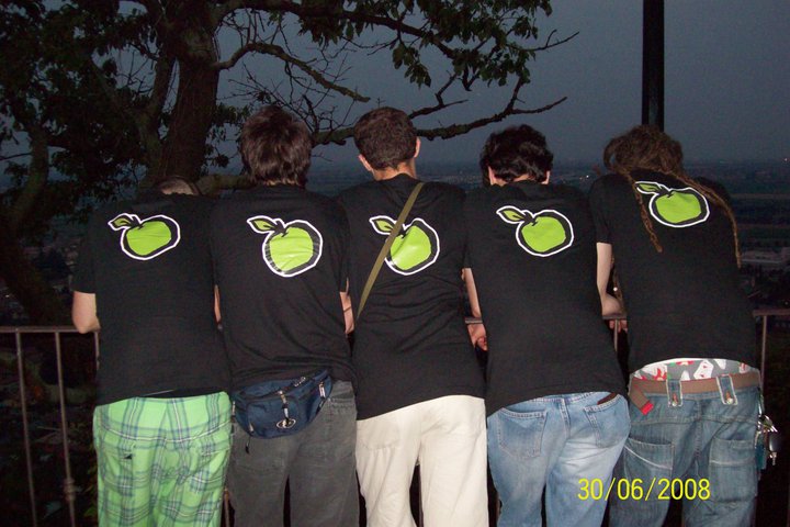 L'appletini team al termine della prima appletini night, 2008