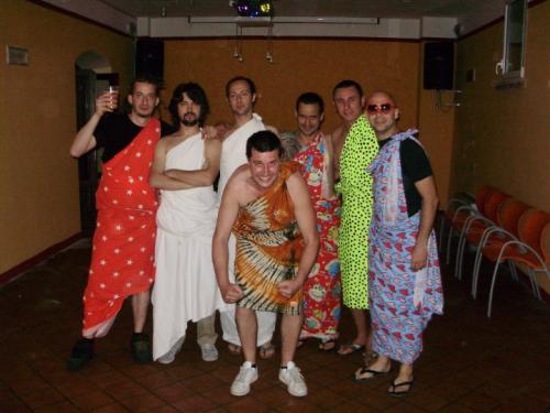 L'appletini team poco prima dell'appletini night Toga!Toga!Toga! Party, 2010
